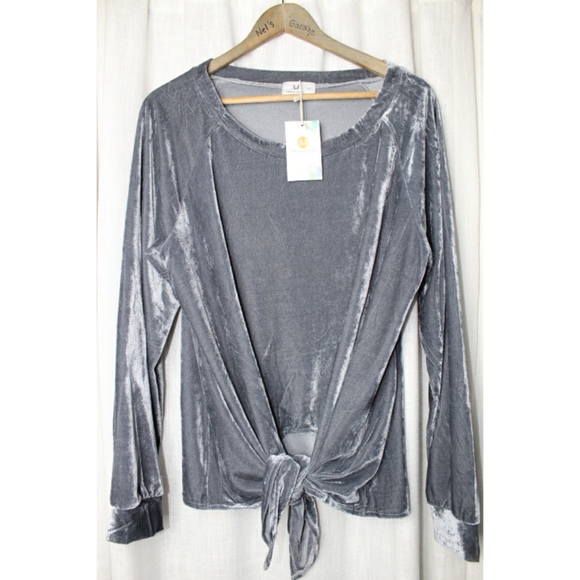 Amelia James Tops - Amelia James Front-Tie Crushed Velvet XXL NWT